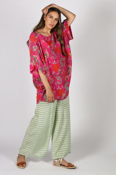 Anupamaa Prisha Floral Top In Fuchsia